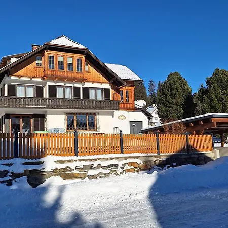 Bernadette Holiday home