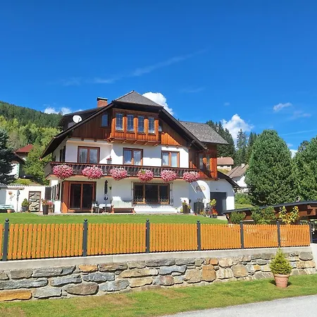 Bernadette Дом отдыха